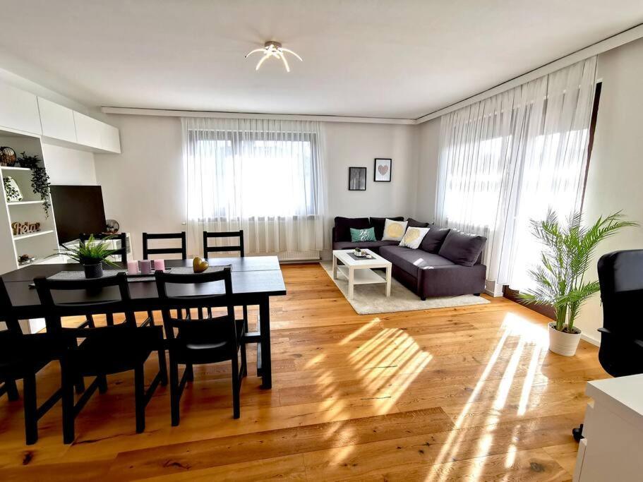 Woerthersee: Gemuetliche Wohnung Klagenfurt am Woerthersee ภายนอก รูปภาพ